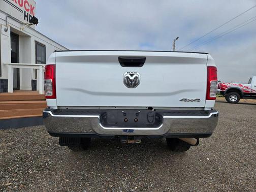 2021 RAM 2500 Tradesman Crew Cab 4x4 8' Box