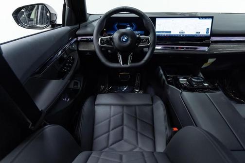 2026 BMW i5 xDrive40