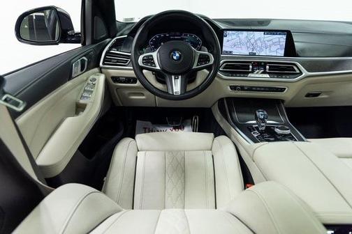 2021 BMW X7 M50i