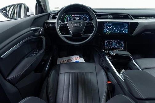 2023 Audi e-tron Premium Plus