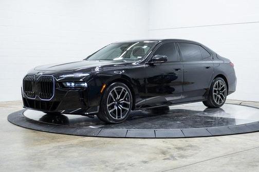 2024 BMW 760 760i xDrive