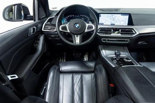2020 BMW X5 M50i