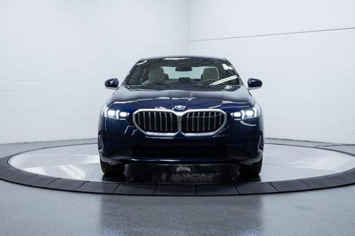 2026 BMW 530 i xDrive