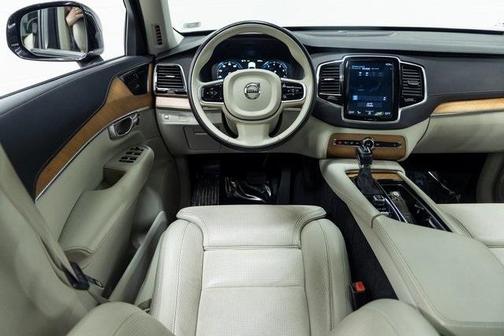 2020 Volvo XC90 T6 Inscription 6 Passenger