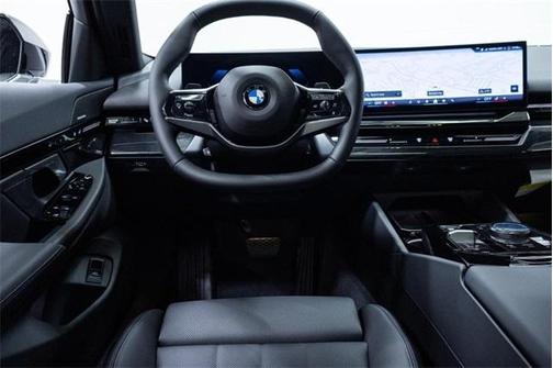 2026 BMW 530 i xDrive