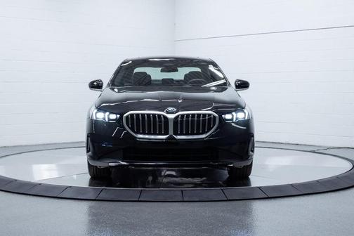 2026 BMW 530 i xDrive