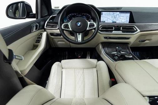 2021 BMW X5 M50i