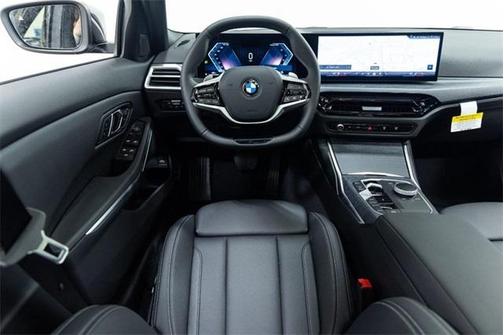 2025 BMW 330 i xDrive