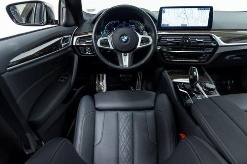 2022 BMW 540 i xDrive