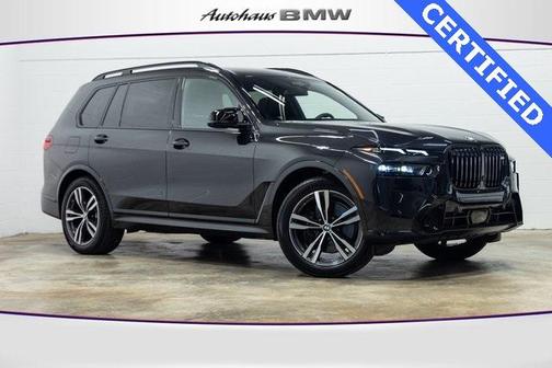 2025 BMW X7 M60i