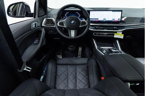 2026 BMW X6 xDrive40i