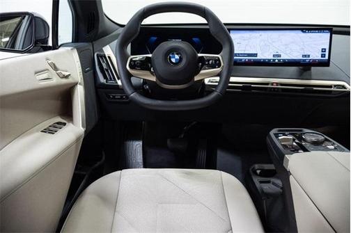 2026 BMW iX xDrive45