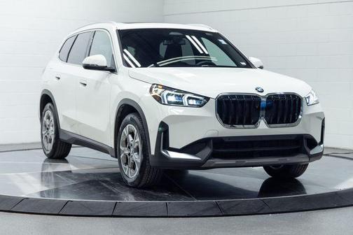 Alpine White 2023 BMW X1 xDrive28i