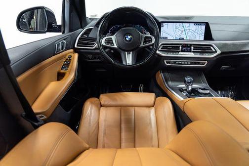 Carbon Black Metallic 2022 BMW X5 xDrive40i