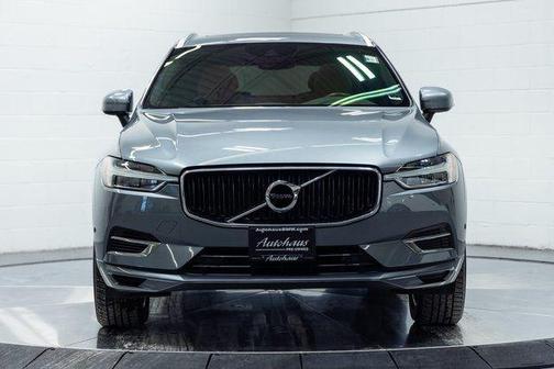 2018 Volvo XC60 Recharge Plug-In Hybrid T8 Momentum