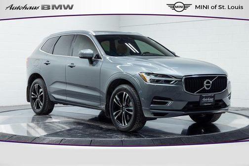 2018 Volvo XC60 Recharge Plug-In Hybrid T8 Momentum