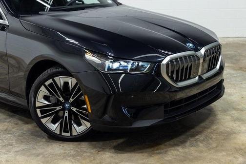 2024 BMW i5 eDrive40