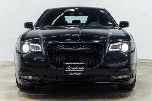 2022 Chrysler 300 S