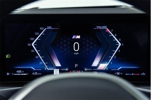 2025 BMW 330 i xDrive