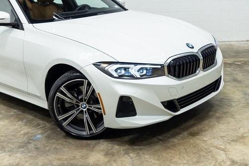 2023 BMW 330 i xDrive