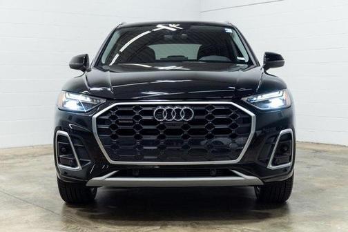 2022 Audi Q5 45 S line quattro Premium