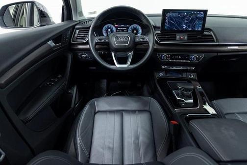 2022 Audi Q5 45 S line quattro Premium