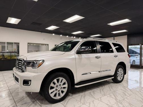 Blizzard Pearl 2018 Toyota Sequoia Platinum