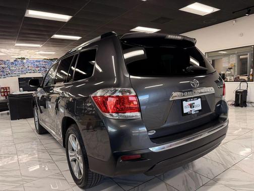 2011 Toyota Highlander Limited
