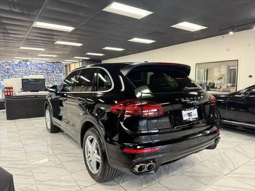 2018 Porsche Cayenne S