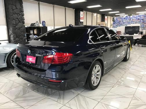 2016 BMW 528 528i Sedan 4D