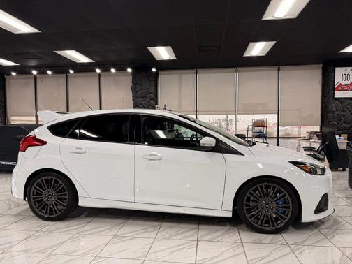 2017 Ford Focus RS Base