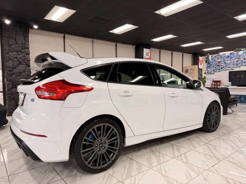 2017 Ford Focus RS Base