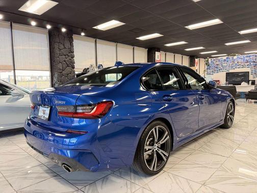 2019 BMW 330 330i Sedan 4D