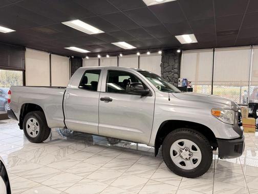 2015 Toyota Tundra SR5