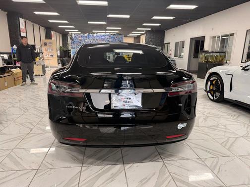 2017 Tesla Model S 75