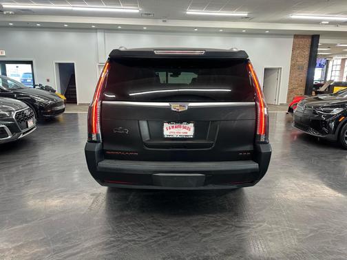 2019 Cadillac Escalade ESV Luxury
