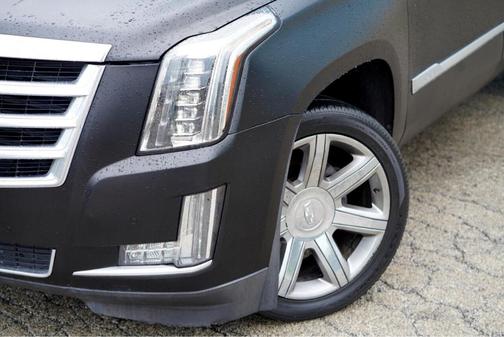 2019 Cadillac Escalade ESV Luxury