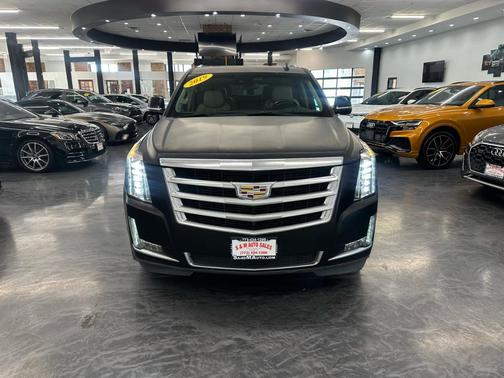 2019 Cadillac Escalade ESV Luxury