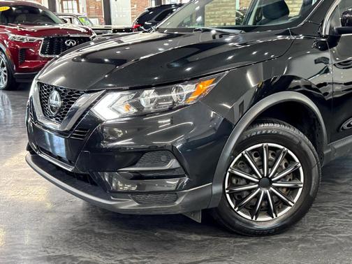 2020 Nissan Rogue Sport S