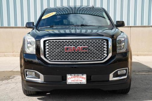 Black 2015 GMC Yukon XL Denali