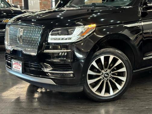 2021 Lincoln Navigator L Reserve