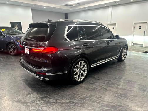 2020 BMW X7 xDrive40i