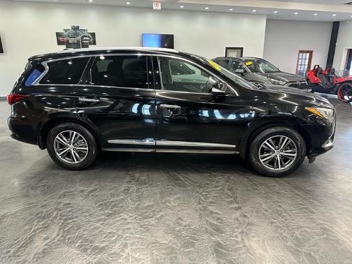 2017 INFINITI QX60 Base
