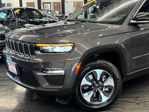 2023 Jeep Grand Cherokee 4xe Base