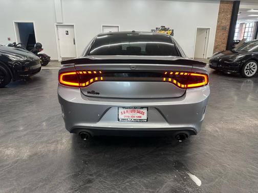 2018 Dodge Charger SXT