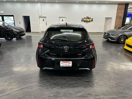 2023 Toyota Corolla Hatchback XSE