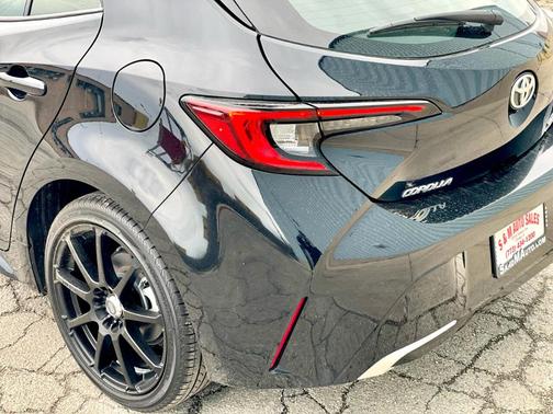 2023 Toyota Corolla Hatchback XSE