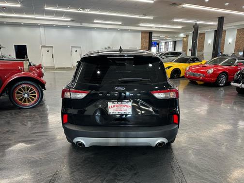 2022 Ford Escape S