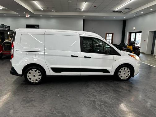 White 2019 Ford Transit Connect XLT