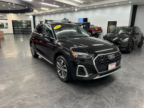 2022 Audi Q5 45 S line Premium Plus